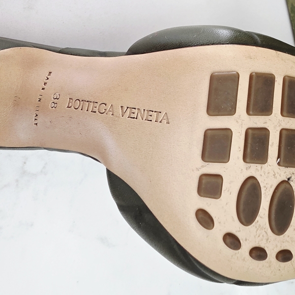 Gorgeous Bottega Veneta Lido Quilted Army Green Heels - Picture 6 of 7